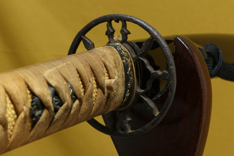 (01-2296)<br>現代刀 肥前国住藤原吉光作 二尺三寸八分 打刀拵入 - 画像 (8)