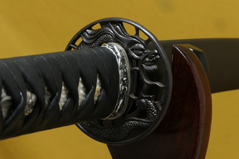 (01-2297)<br><font color="#008000"><strong>儀平屋オリジナル新作刀</storong></font><br>現代刀 肥後八代住宣廣兼嗣合作 二尺六寸五分 - 画像 (8)