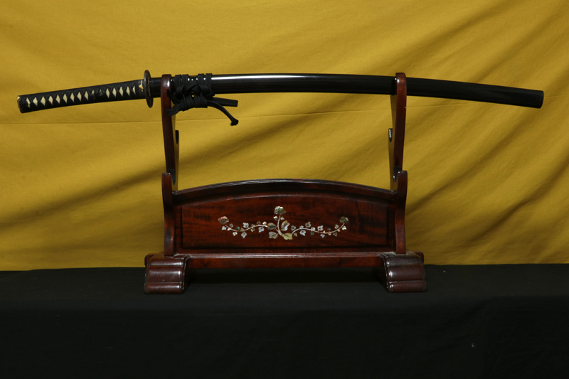 (02-1827)<br><font color="#0000ff"><strong>保存刀剣</storong></font><br>古刀 無銘 阿州氏吉 二尺三寸 打刀拵入 - 画像 (7)