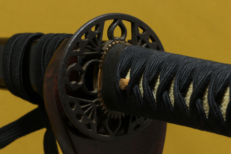 (02-1827)<br><font color="#0000ff"><strong>保存刀剣</storong></font><br>古刀 無銘 阿州氏吉 二尺三寸 打刀拵入 - 画像 (10)