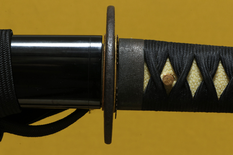 (02-1827)<br><font color="#0000ff"><strong>保存刀剣</storong></font><br>古刀 無銘 阿州氏吉 二尺三寸 打刀拵入 - 画像 (12)